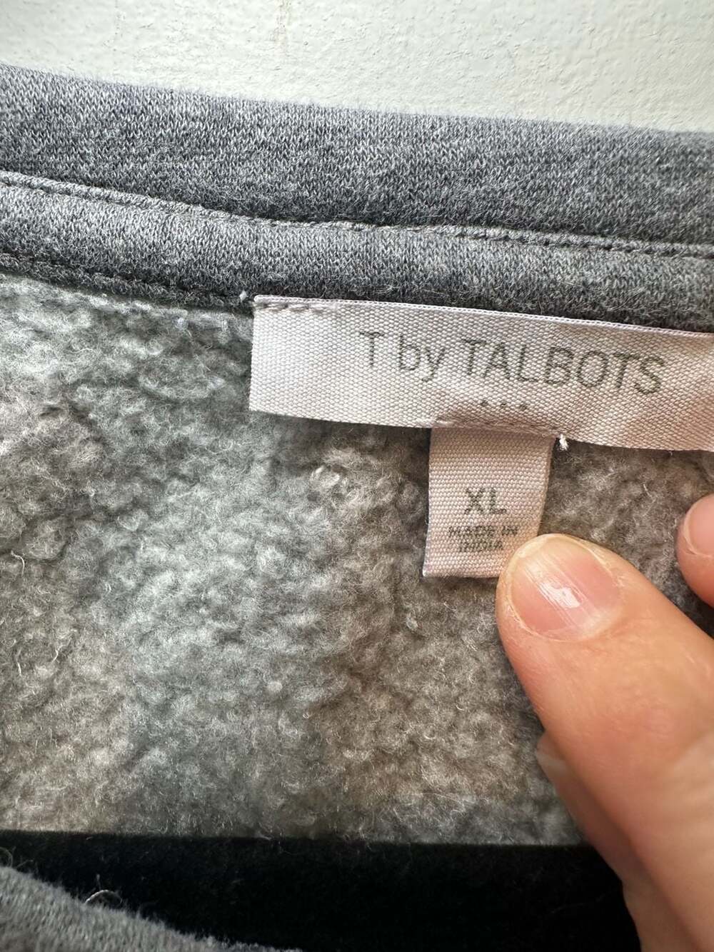 T by Talbots Gray and Dark Gray Contrast Trim Long Sleeve Pullover Sweatshirt XL - Picture 2 of 5